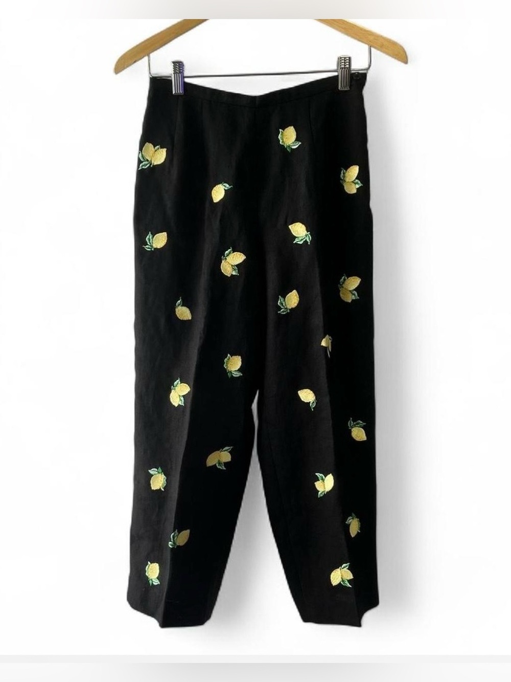 Vintage Lemon Embroidered Black Irish Linen
Cropped Chino Appliqué Pants Small